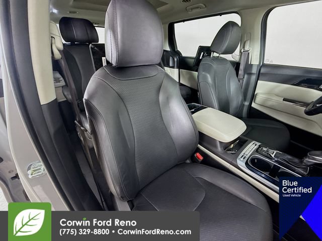 Used 2024 Kia Carnival SX Prestige FWD image 36