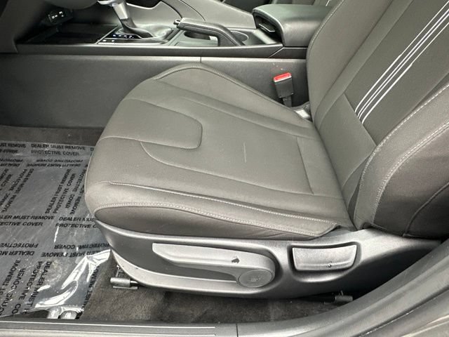 Used 2026 Hyundai Elantra Sport FWD image 23