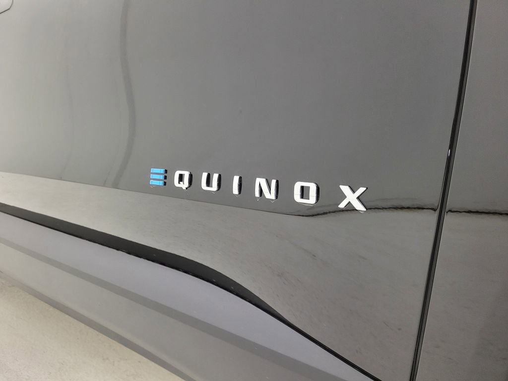New 2026 Chevrolet Equinox EV LT image 21