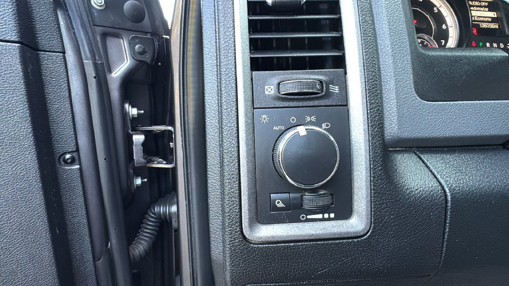 Used 2014 RAM 1500 Tradesman RWD image 16