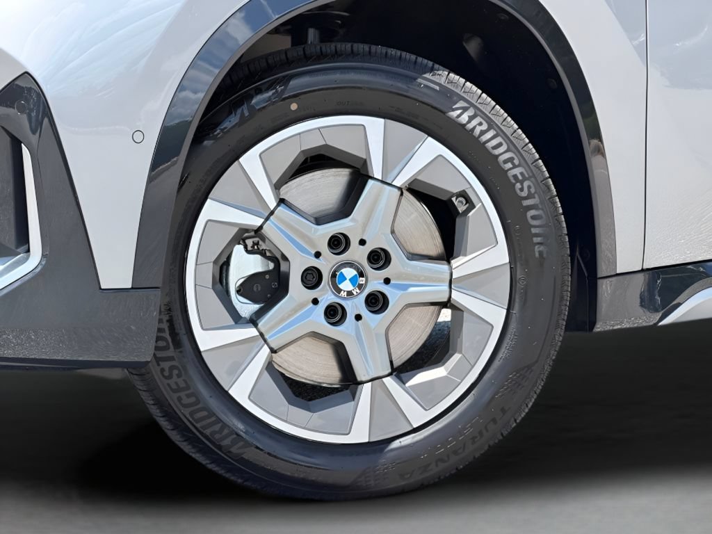 New 2026 BMW X1 xDrive28i w/ Technology Package AWD/4WD image 27