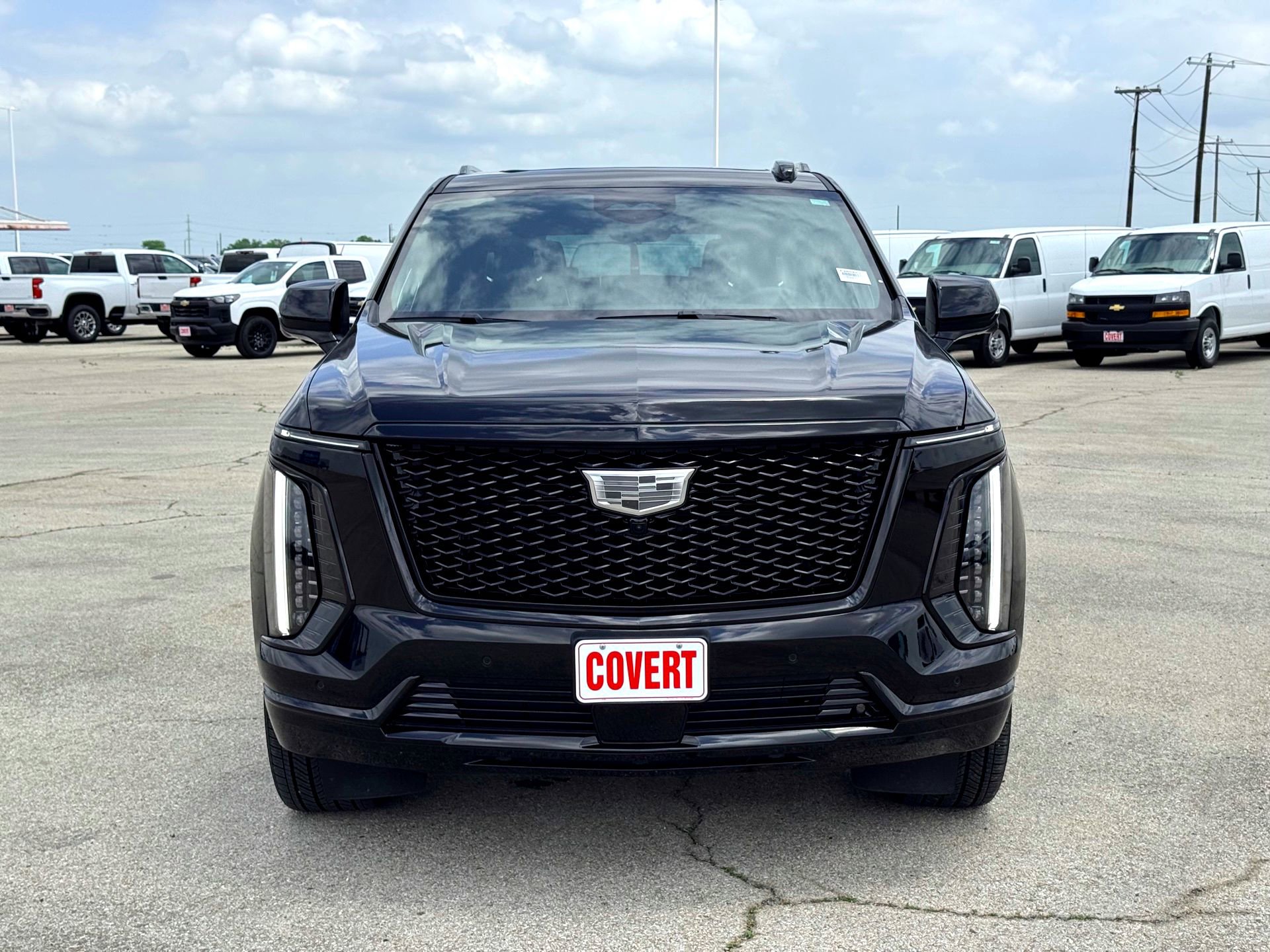 Used 2025 Cadillac Escalade ESV Sport Platinum image 3