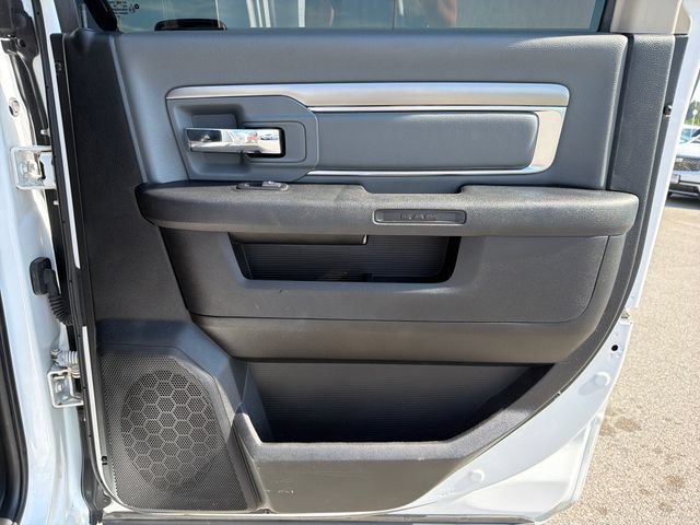 Used 2021 RAM 1500 Classic SLT AWD/4WD image 27
