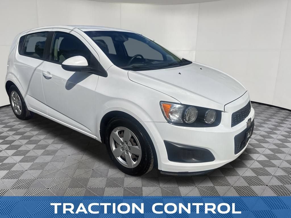 Used 2014 Chevrolet Sonic LS FWD image 5