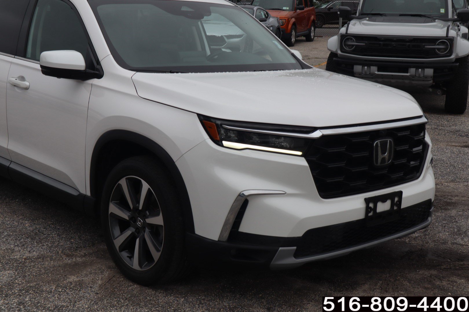Used 2023 Honda Pilot Elite image 2