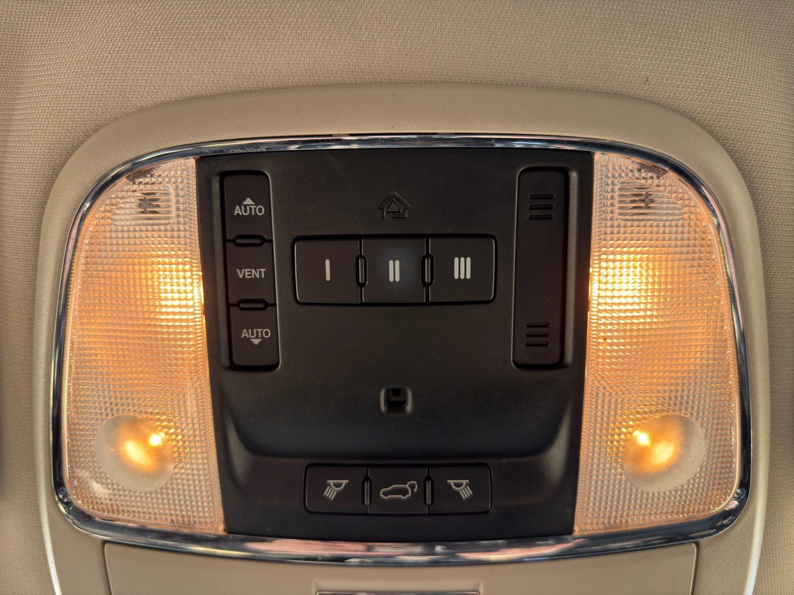 Used 2016 Dodge Durango Citadel w/ Trailer Tow Group IV image 27