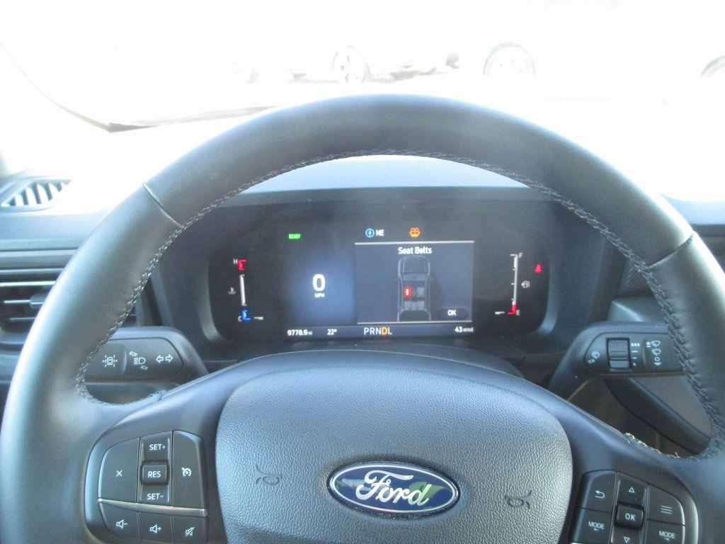 Used 2025 Ford Maverick XLT w/ Equipment Group 301A image 27