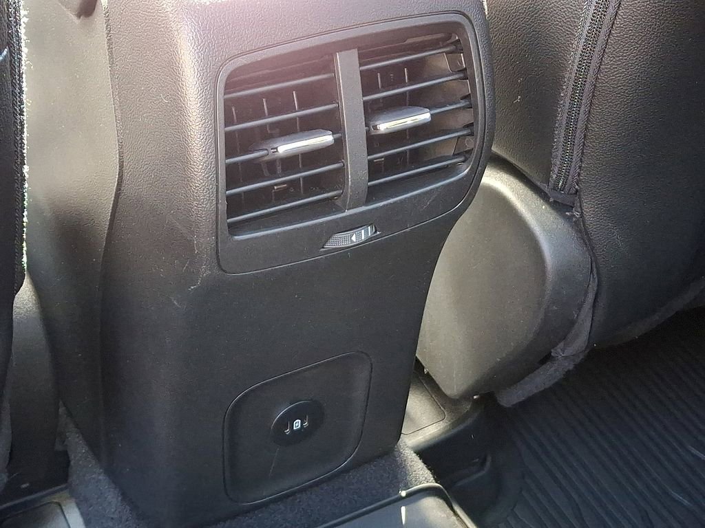 Certified 2024 Ford Escape Platinum w/ Premium Technology Package AWD/4WD image 11