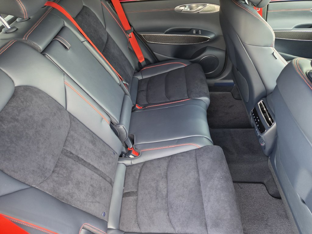 New 2027 Genesis GV70 3.5T Prestige AWD/4WD image 33