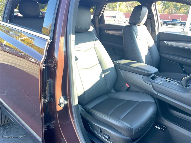 Used 2023 Cadillac XT5 Luxury image 27