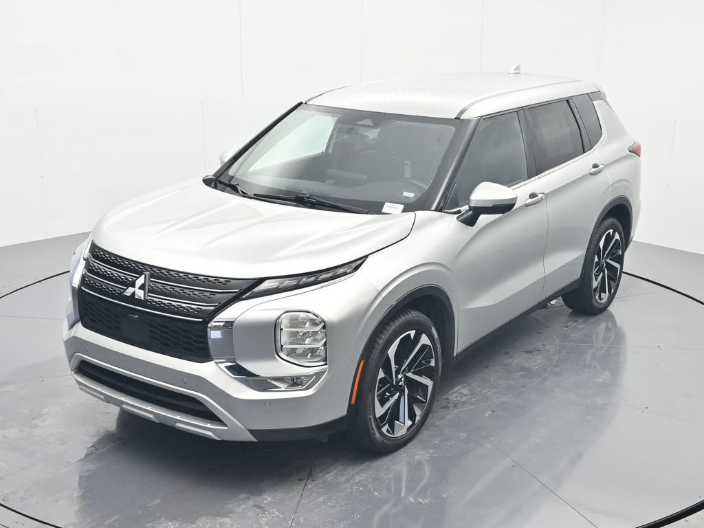 Used 2024 Mitsubishi Outlander SE FWD image 29