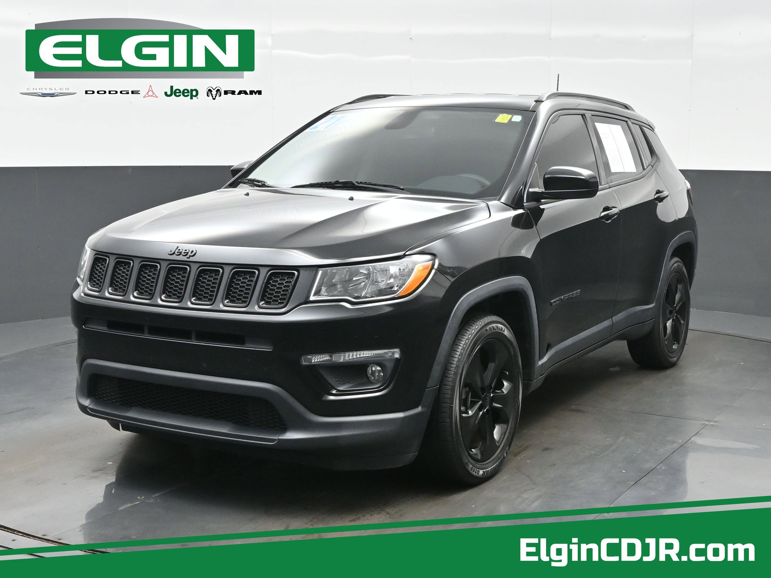 Used 2021 Jeep Compass Latitude FWD image 1