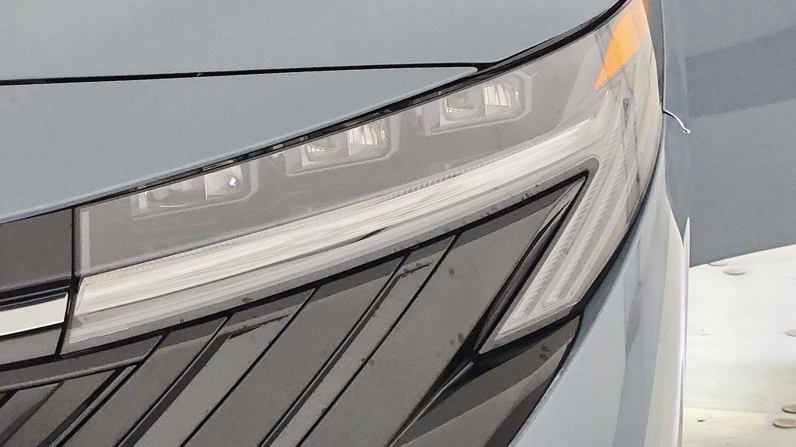New 2027 Nissan Sentra SR w/ SR Premium Package FWD image 38