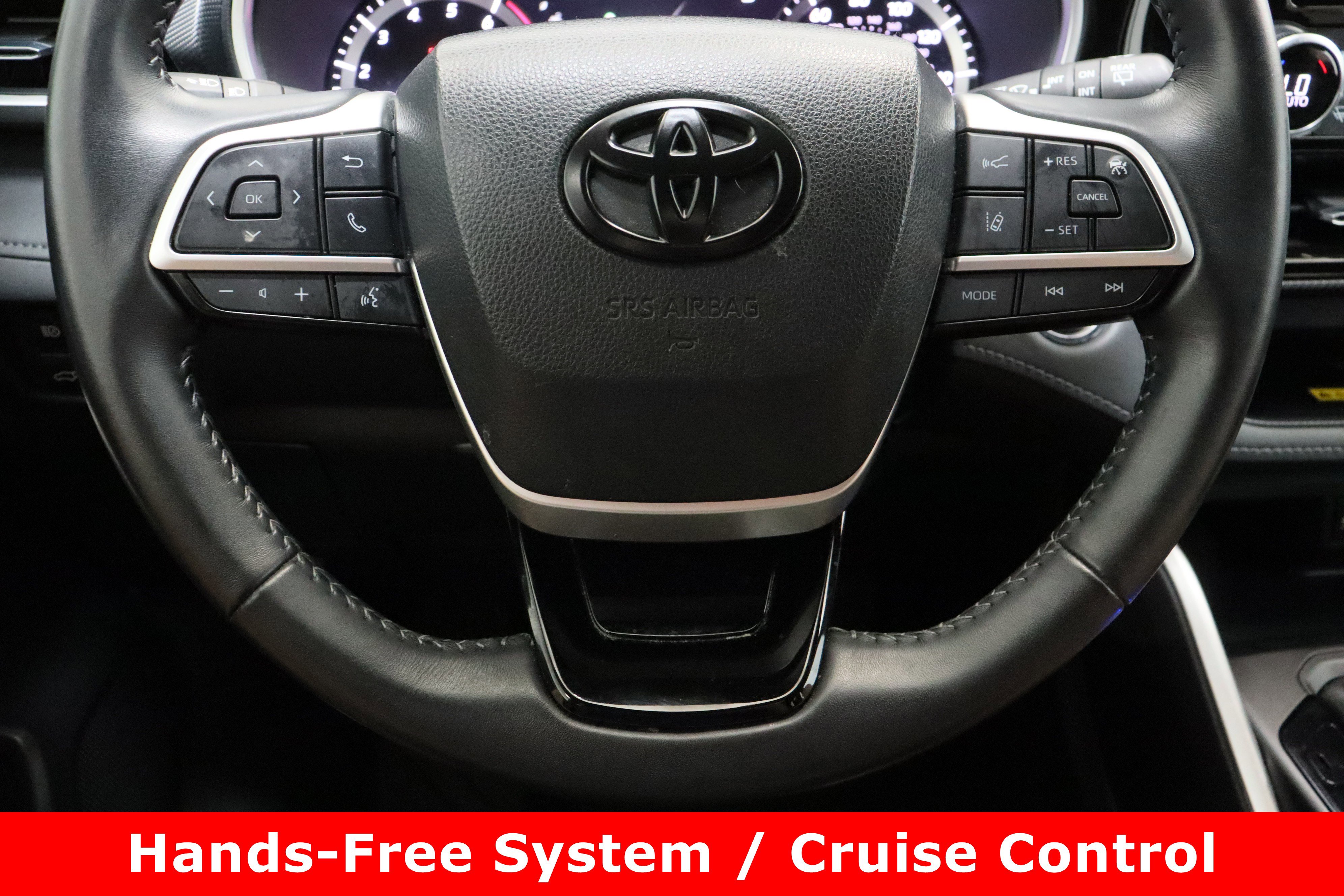 Used 2023 Toyota Highlander XSE image 25