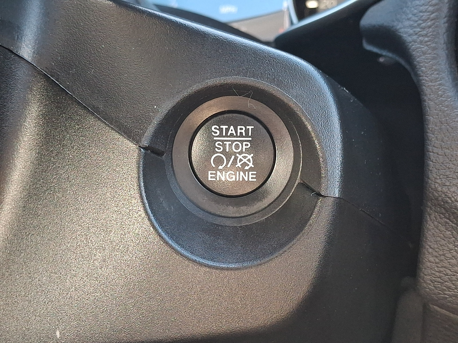 Used 2018 Jeep Compass Latitude w/ Popular Equipment Group AWD/4WD image 25
