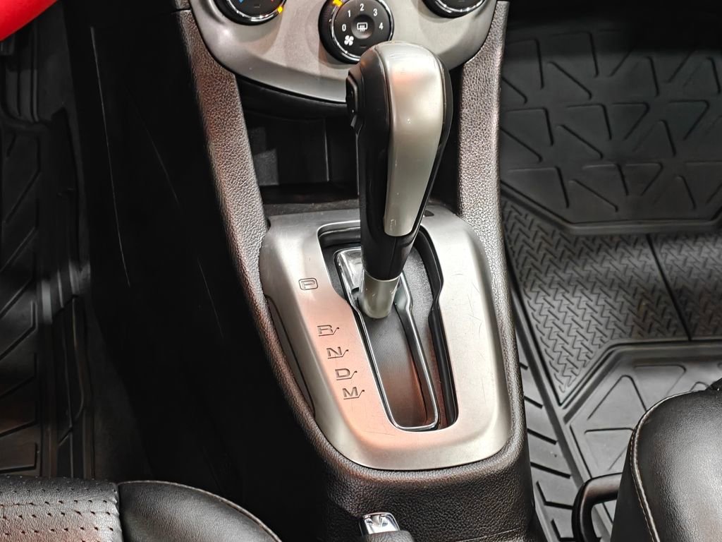 Used 2020 Chevrolet Sonic Premier image 9