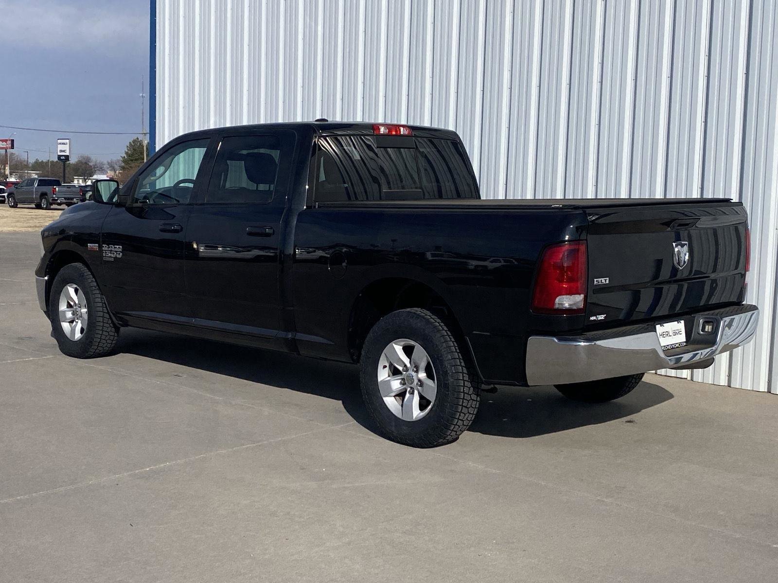 Used 2019 RAM 1500 Classic SLT RWD image 7
