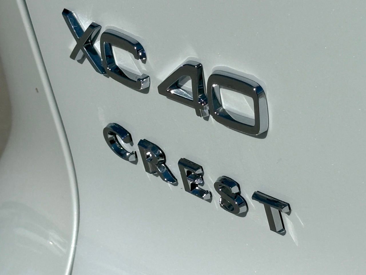 New 2026 Volvo XC40 B4 Core image 9