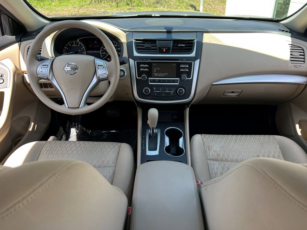 Used 2016 Nissan Altima 2.5 S w/ Power Driver Seat Package image 14