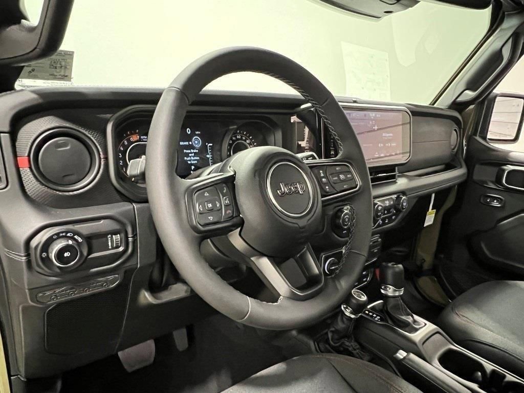 New 2026 Jeep Wrangler Unlimited Rubicon w/ Safety Group image 18