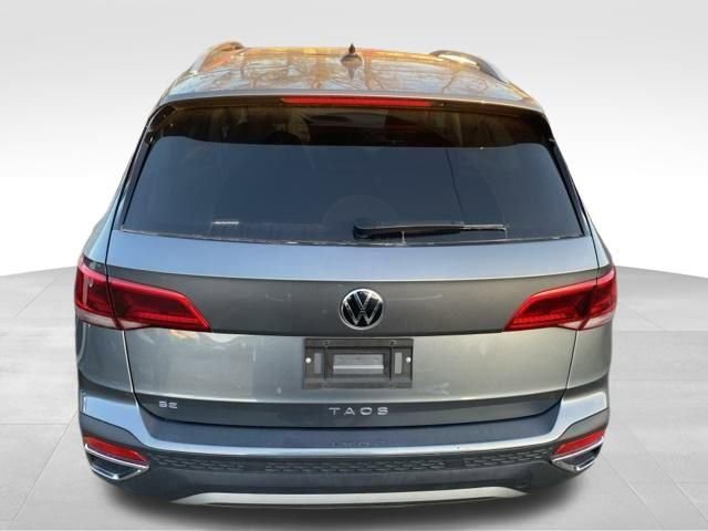 Used 2024 Volkswagen Taos SE image 11