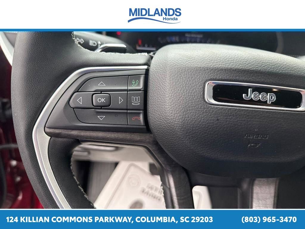 Used 2025 Jeep Grand Cherokee L Limited RWD image 26