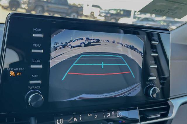 Certified 2024 Toyota Sienna XLE FWD image 19