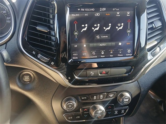 Used 2019 Jeep Cherokee Limited image 19