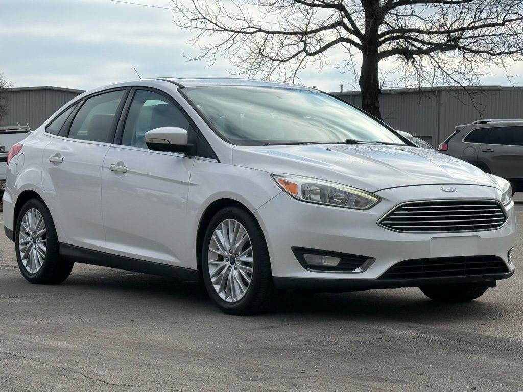 Used 2018 Ford Focus Titanium image 8