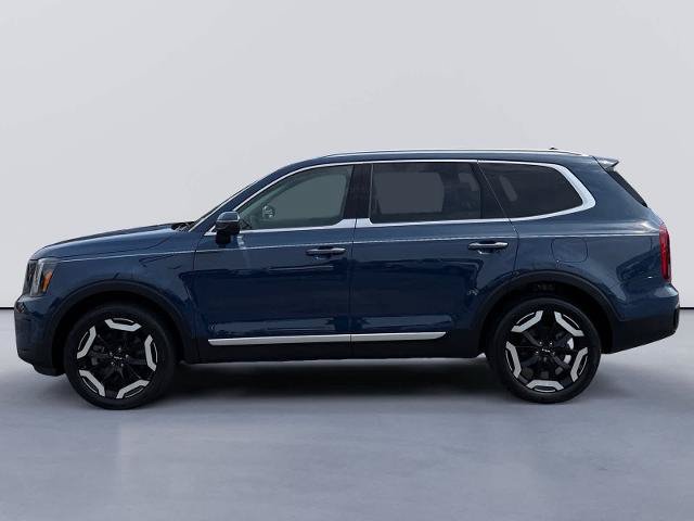 Used 2024 Kia Telluride S w/ S Sunroof Package FWD image 2