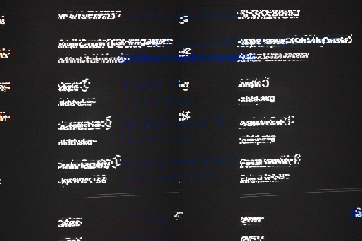 Used 2022 Tesla Model Y Long Range image 31