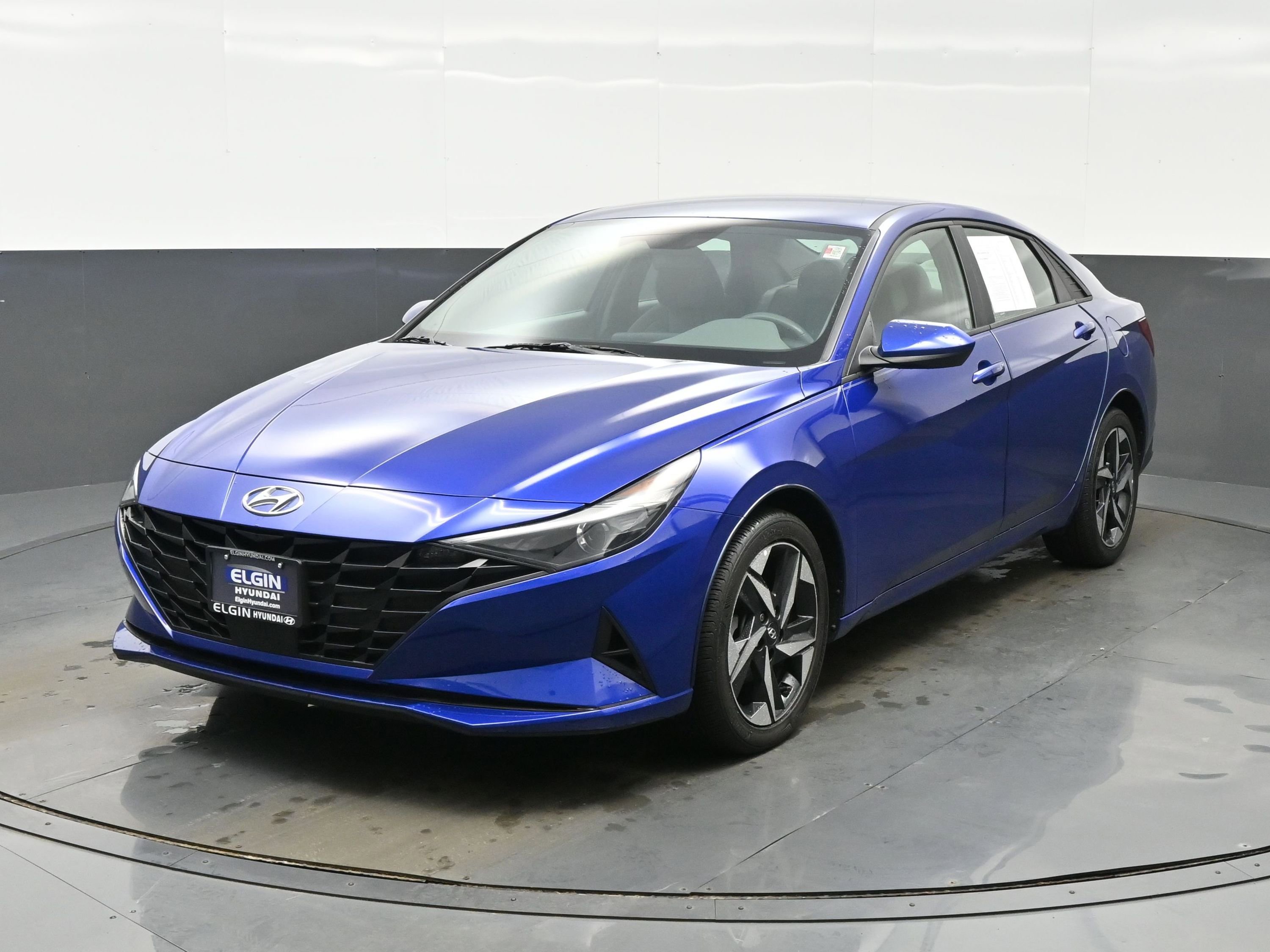 Used 2023 Hyundai Elantra SEL w/ Convenience Package image 1