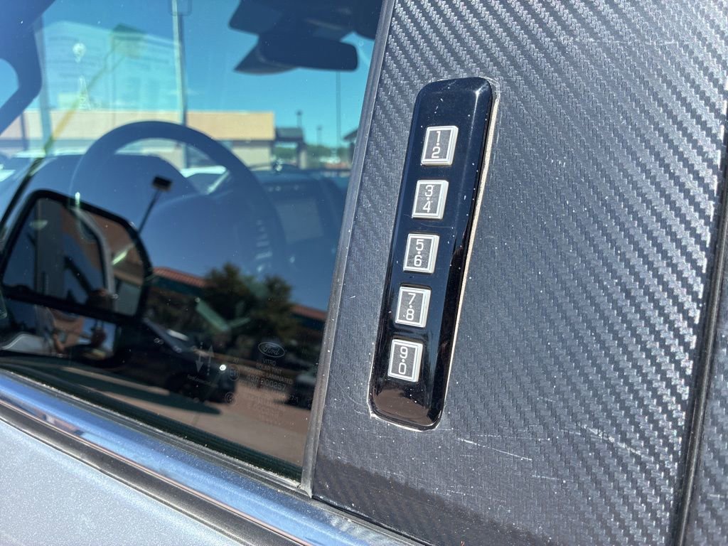 Used 2019 Ford F250 Platinum w/ Platinum Ultimate Package AWD/4WD image 23
