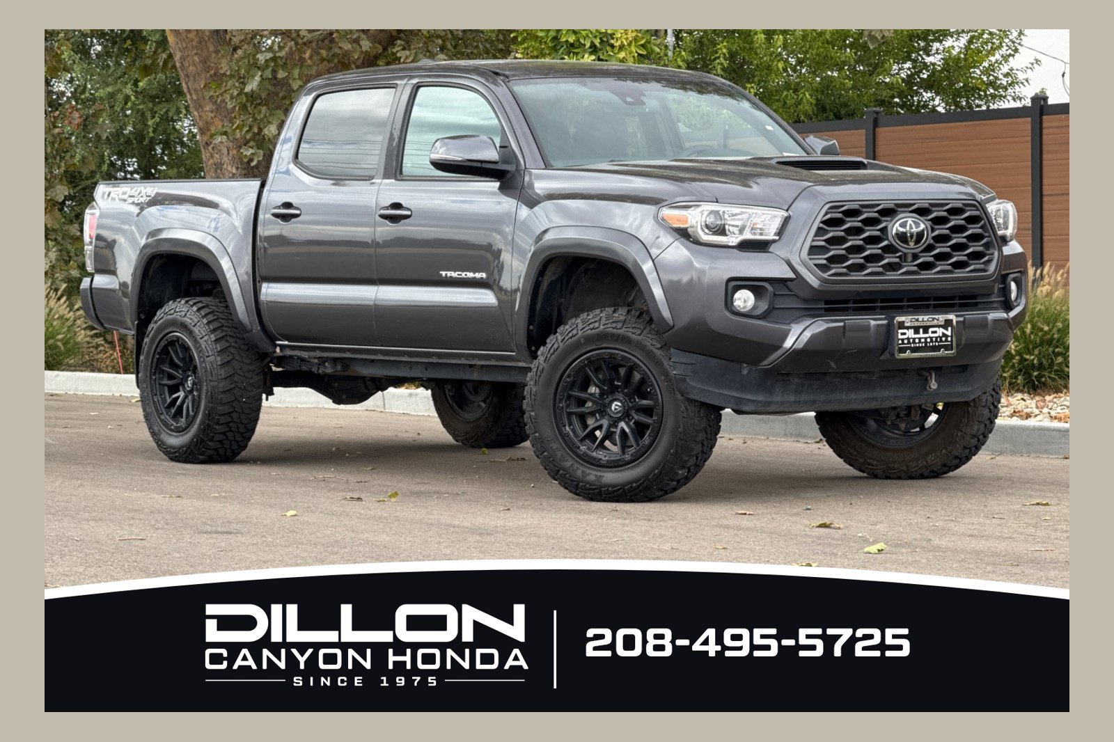 Used 2023 Toyota Tacoma TRD Sport AWD/4WD image 1