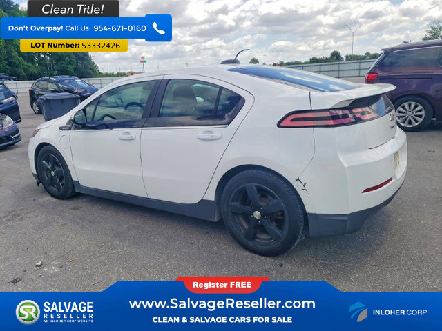 Used 2015 Chevrolet Volt FWD image 3
