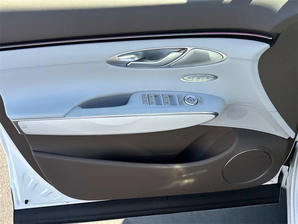 New 2026 Genesis GV70 2.5T Advanced image 17