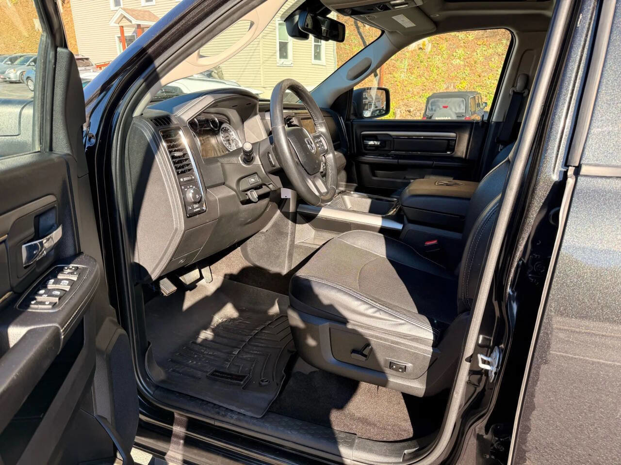 Used 2017 RAM 1500 Sport w/ Quick Order Package 26Q Night AWD/4WD image 13