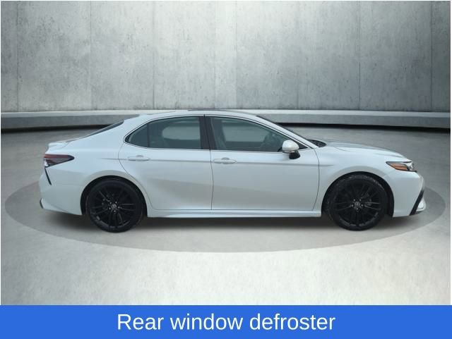Used 2022 Toyota Camry XSE image 6