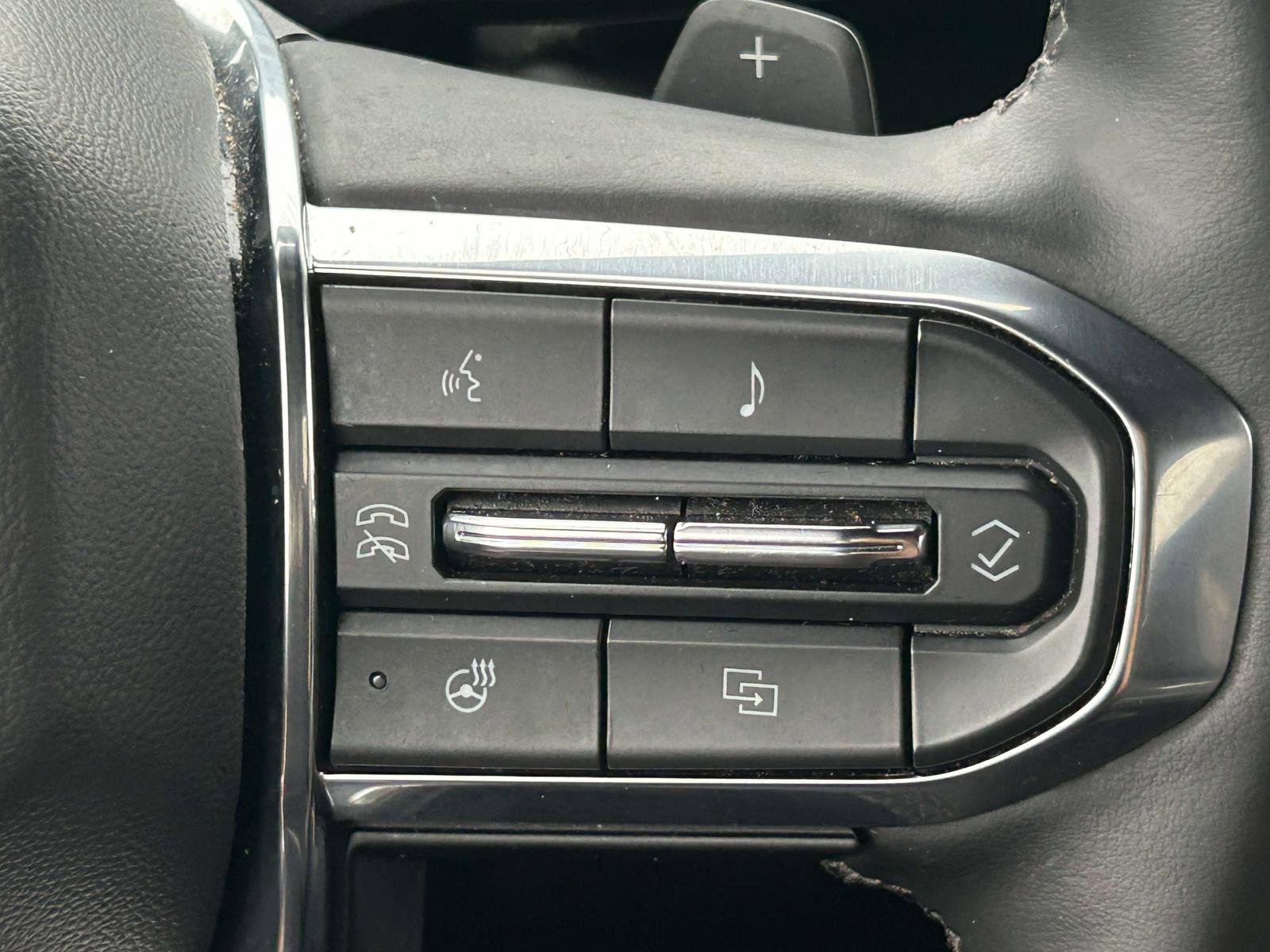 Used 2025 GMC Yukon Denali image 24