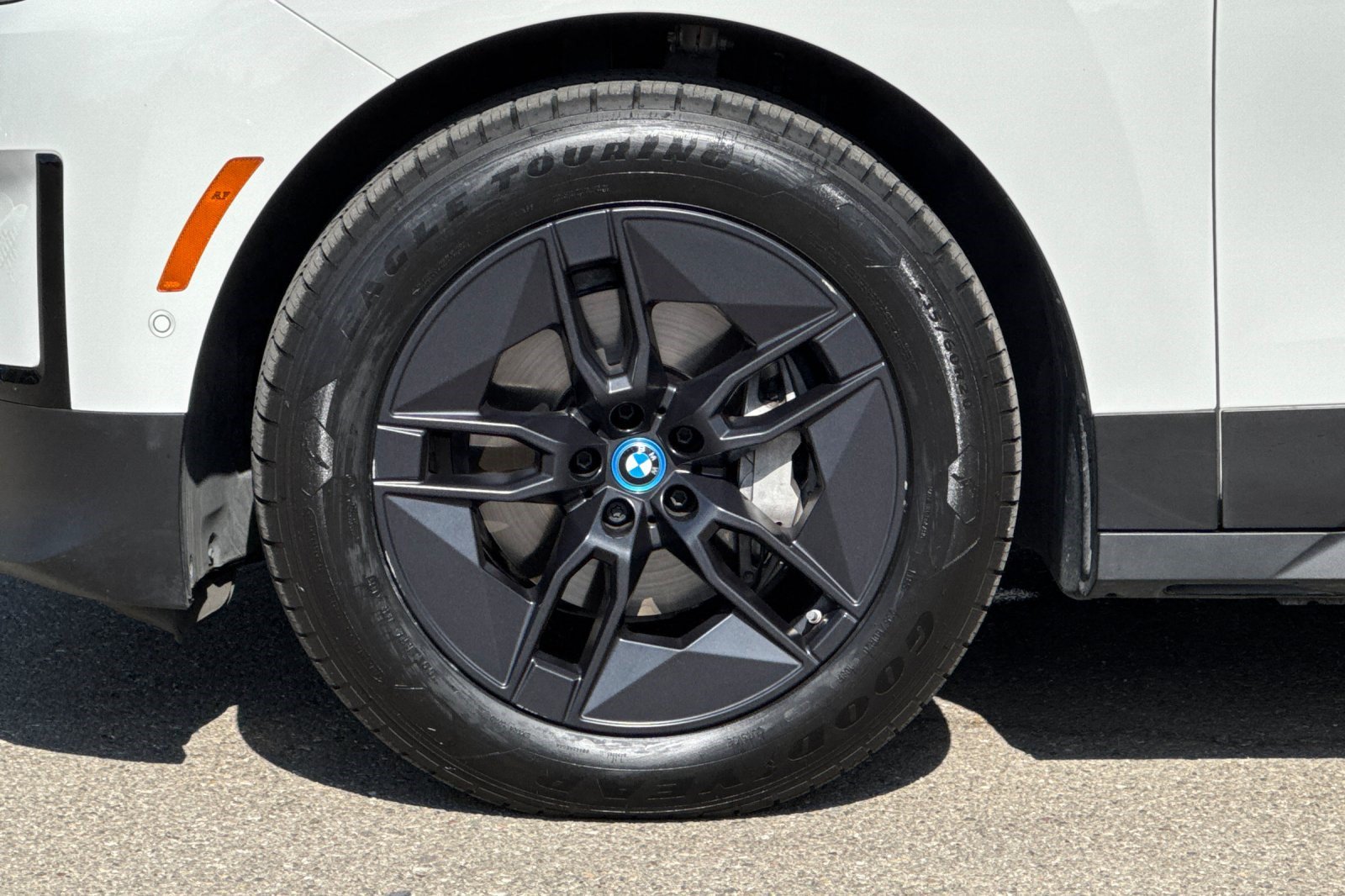 Certified 2024 BMW iX xDrive50 AWD/4WD image 39