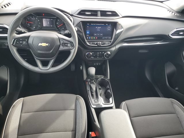 Certified 2021 Chevrolet TrailBlazer LT w/ Convenience Package FWD image 11