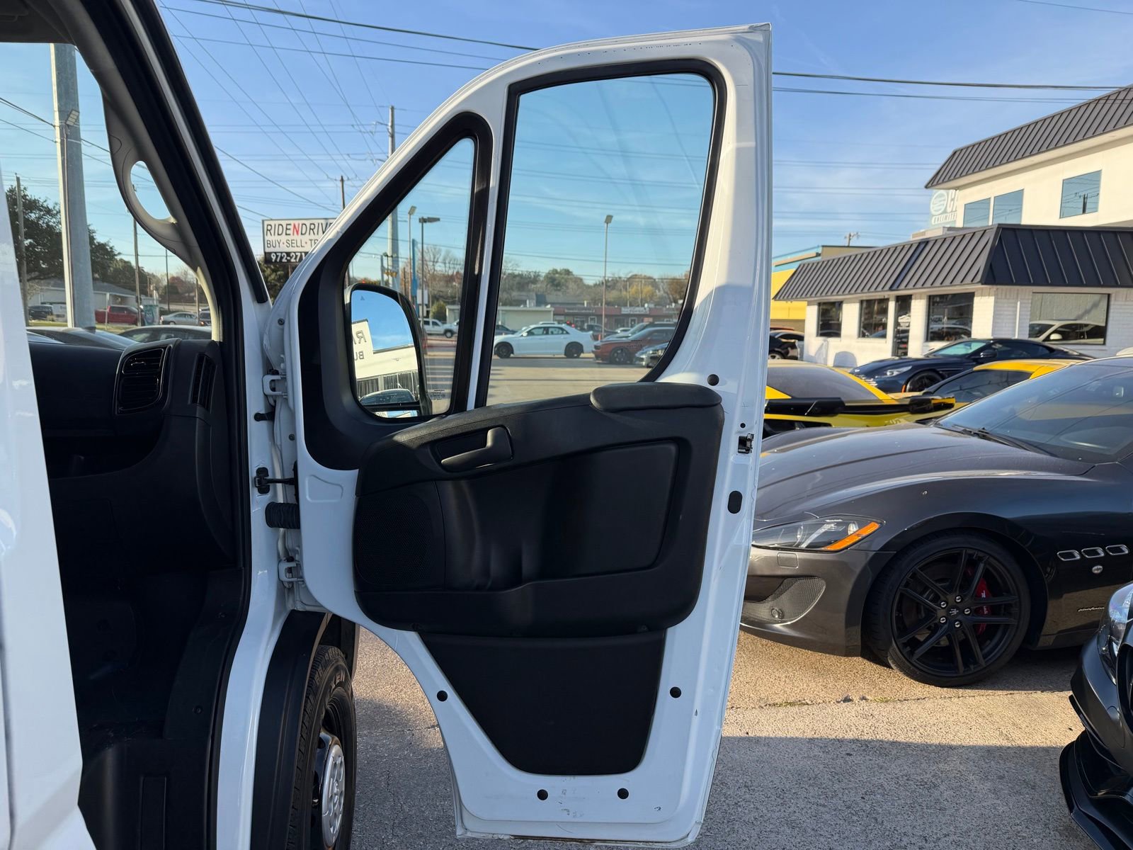 Used 2023 RAM ProMaster 3500 w/ Driver Convenience Group image 21