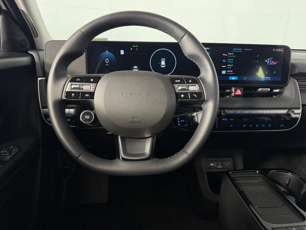 Used 2025 Hyundai Ioniq 5 SEL image 13