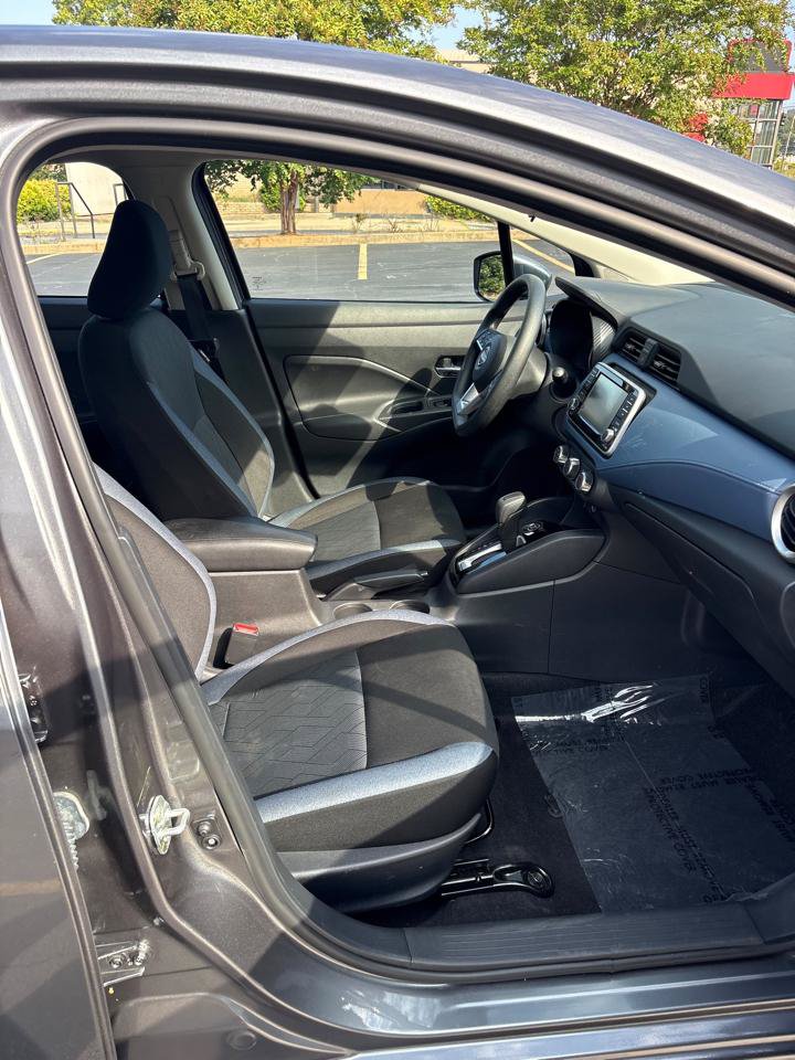Used 2024 Nissan Versa SV w/ Trunk Package FWD image 17