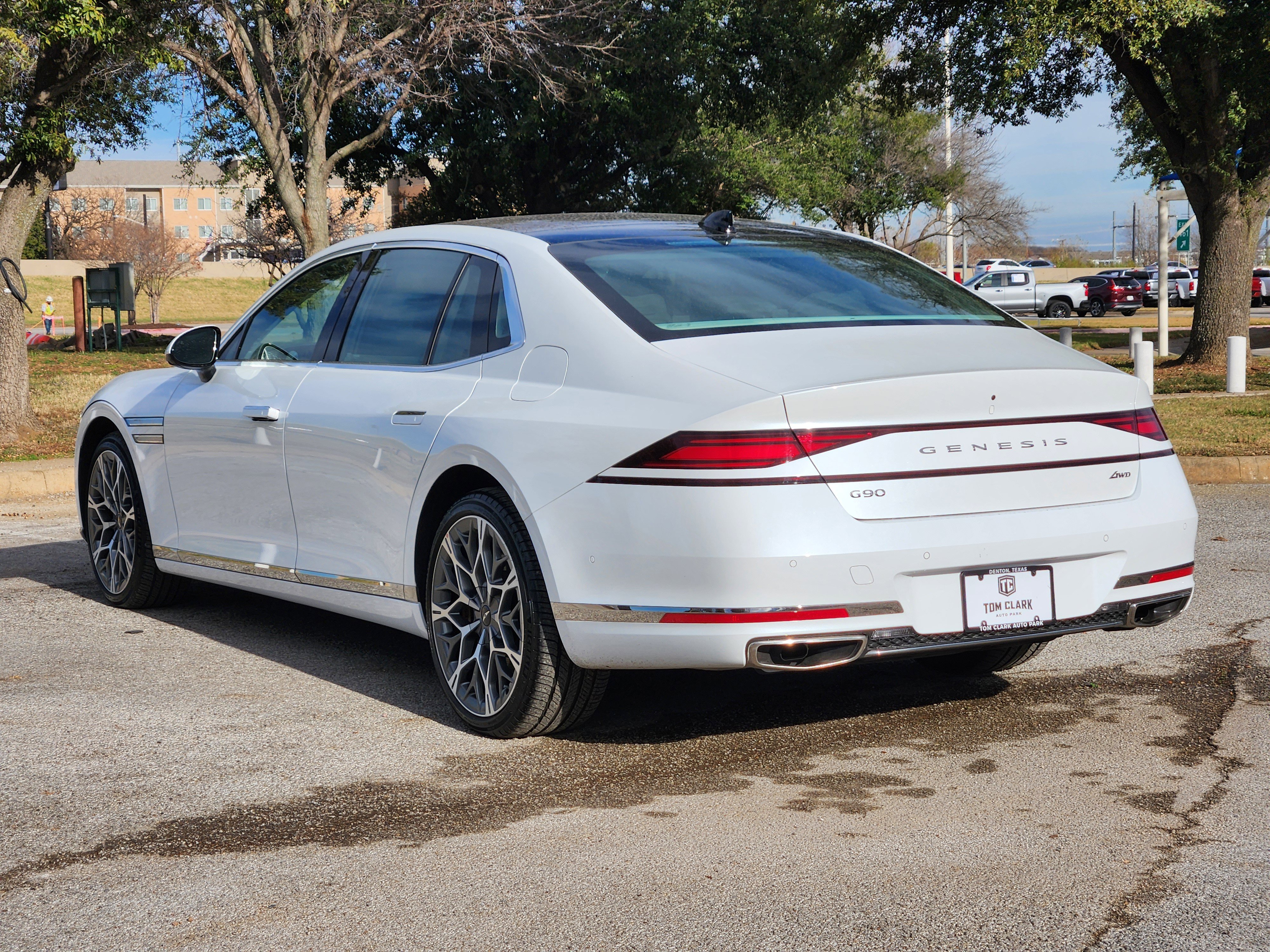 Used 2025 Genesis G90 3.5T image 5