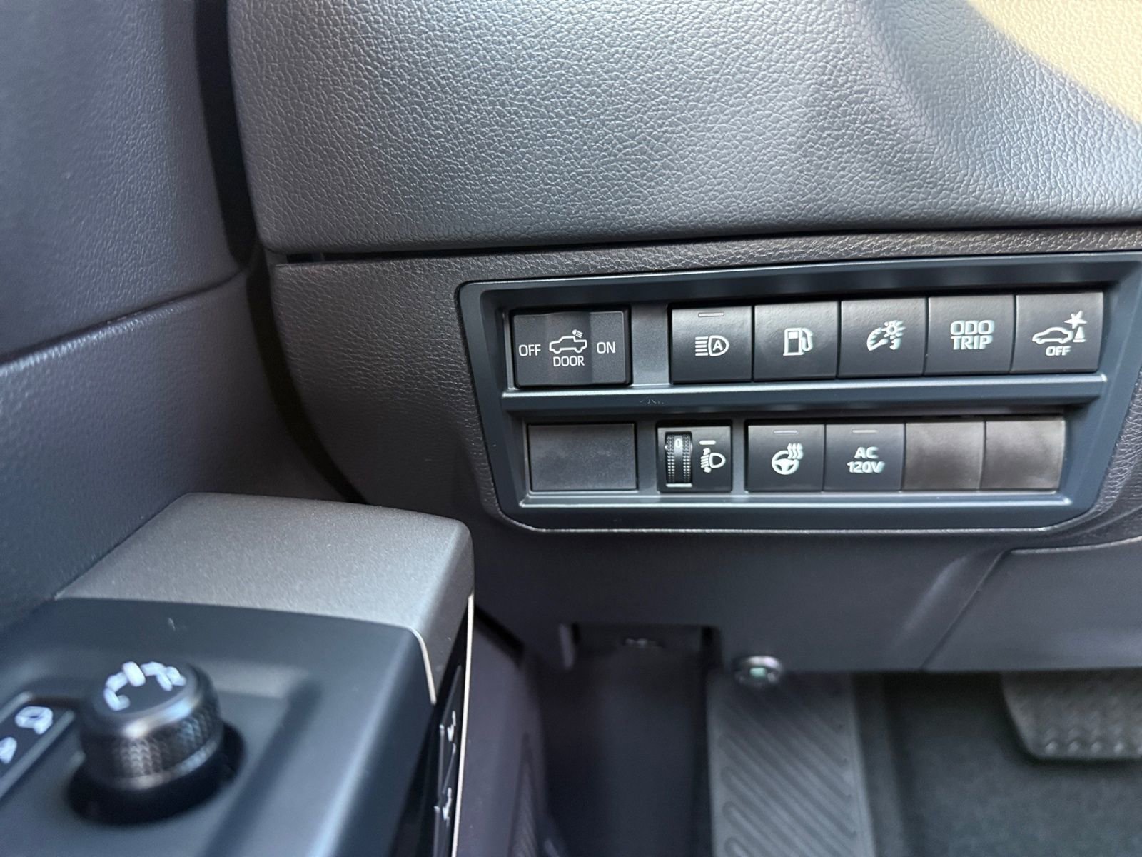 New 2026 Toyota Tundra Limited image 23