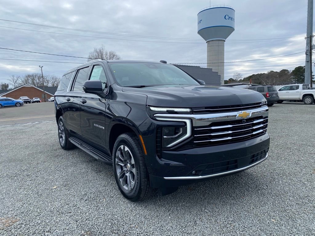 New 2026 Chevrolet Suburban LT w/ Comfort Package video 1