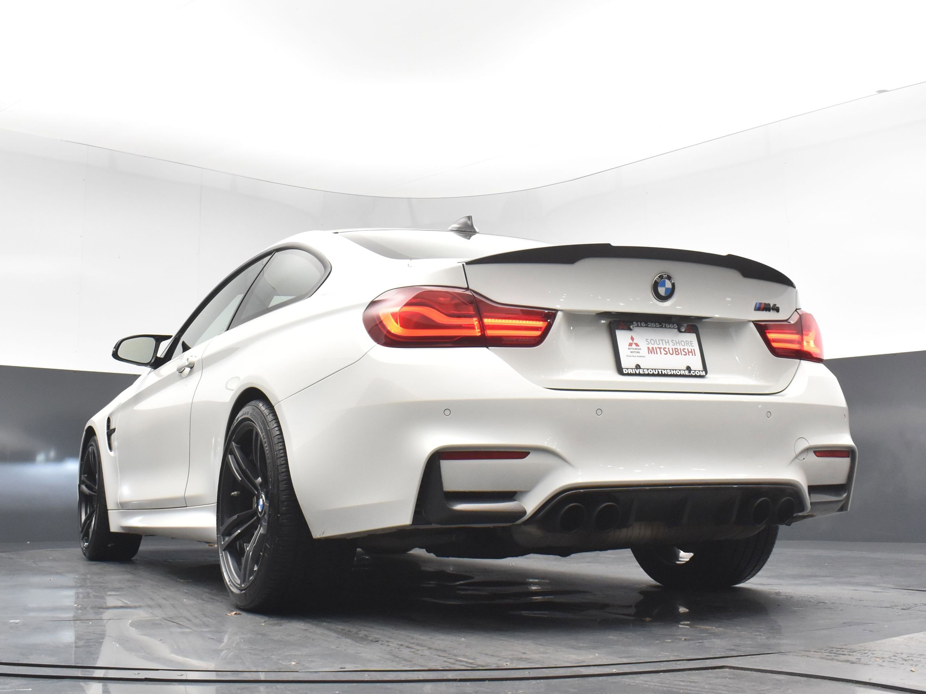 Used 2020 BMW M4 Coupe image 24