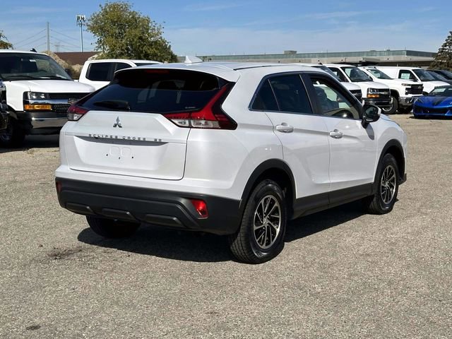 Used 2022 Mitsubishi Eclipse Cross ES image 6
