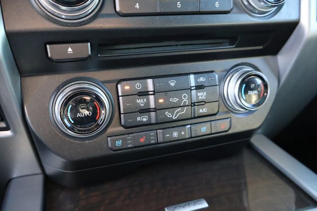 Used 2017 Ford F350 Platinum w/ Platinum Ultimate Package image 16